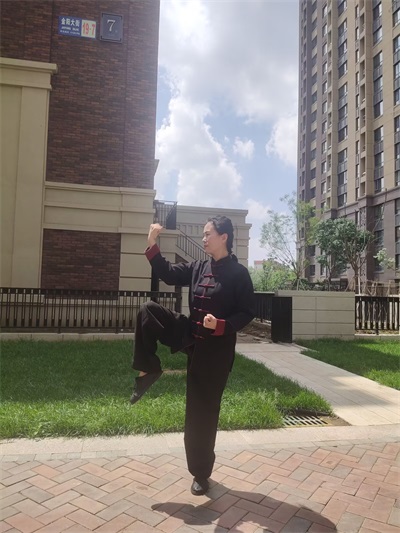 张敏娜：以传统文化之姿，向党的诞辰献礼