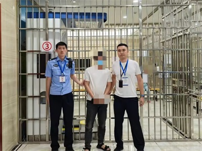 识破“伪装”，  深铁警方查处多起 涉假证违法案件