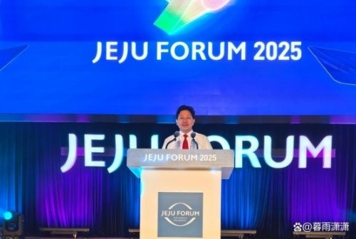 铁血荣光， 共铸八一魂访中医传奇人物 当代中医事业奠基人李乘伊院士 荣获担任：中国中医专家委员会常务主席