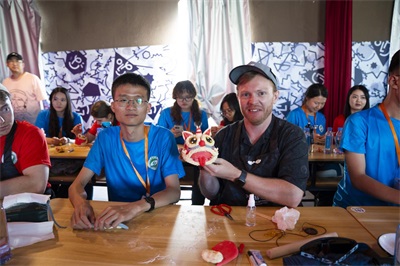 金色麦浪里的文化盛宴 ：河套非遗小镇艺术节书写乡村振兴新篇章