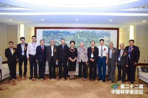 铁血荣光， 共铸八一魂访   当代中医事业奠基人李乘伊院士