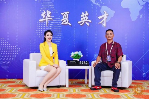 翠影匠心：冯帮进的翡翠雕刻之旅