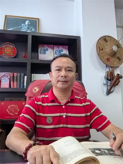 红色文化传播大使——韩银山