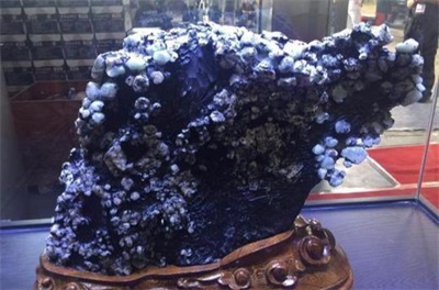 香花石内含“未知元素”-第8周期第129号元素|数理化1基础宏微分析