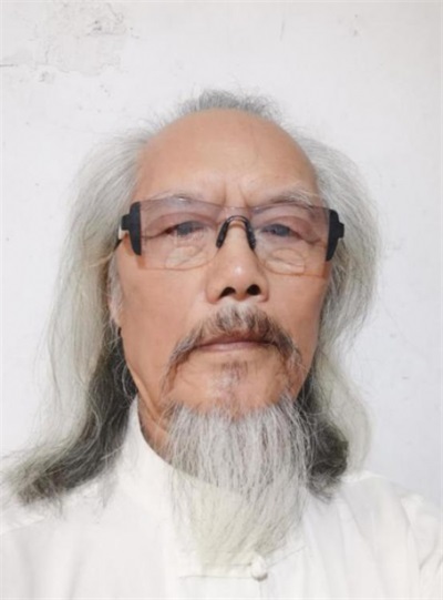 于山水间绘就艺术华章——评湖南国画家戴建华