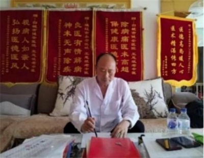 2026喜迎元旦非凡人物专题报道 中华医圣王叔和第八十七代传承人——王恩斌