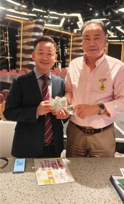 金马贺岁•中国著名中西医结合理疗专家陈德来新春大拜年