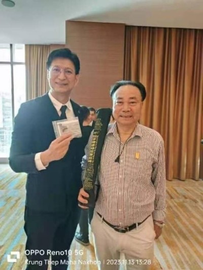 金马贺岁•中国著名中西医结合理疗专家陈德来新春大拜年