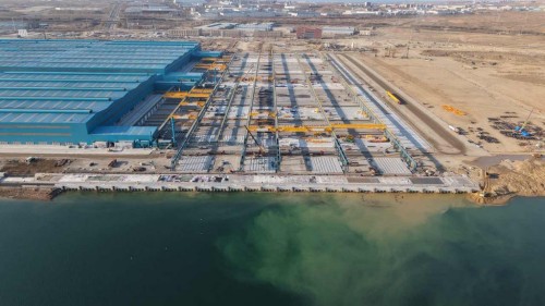 大连恒力码头7号码头主体结构完工