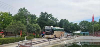 重庆市 江津区50多位党员干部莅临 荣昌区清流红色故居爱国主义教育基地